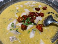 老坛酸菜清江鱼-新沸腾鱼乡(世贸天阶店)
