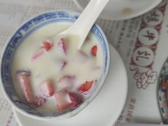 -周大娘牛乳(旧寨古村总店)