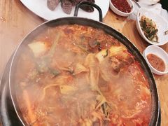 -喇喇排骨火锅·传统韩式脊骨汤(望京西园总店)