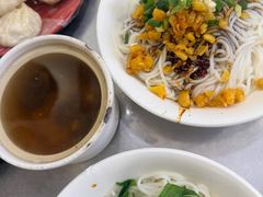 -高师傅特色米粉汤包(建设路店)