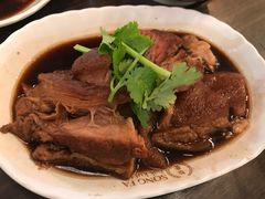 卤猪蹄-松發肉骨茶(先得坊店)