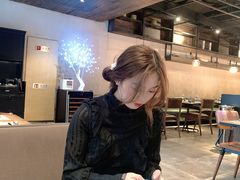 -Carbon莫卡哆·意大利复古集市餐厅(杭州大厦店)