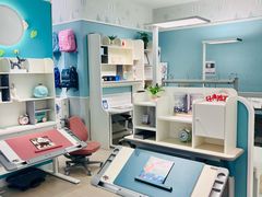 -康朴乐儿童学习桌椅(蓝色港湾店)