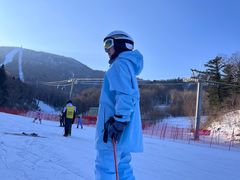 -亚布力新体委滑雪场