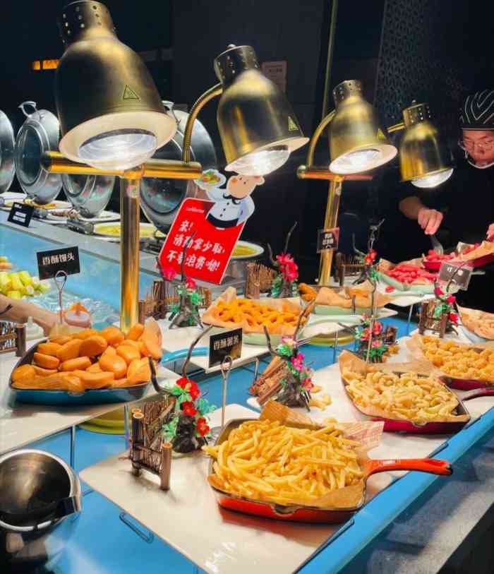 凡塔斯牛排餐厅(宝龙店)-"第一次去,味道一般,自助水果不新鲜.