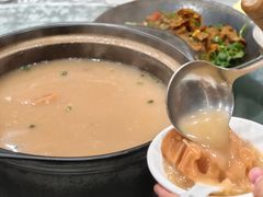 -莲餐厅·湖北菜·潜江小龙虾店(愚园路店)