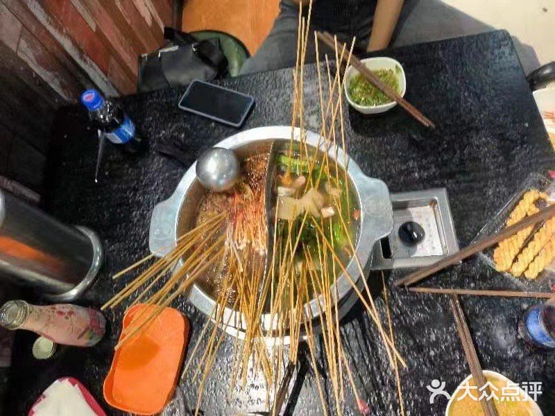 可以聊天喝酒,生活气息很浓,里面相对比较安静