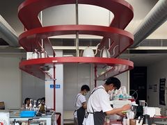 -UNI UNI(环亚凯瑟琳店)