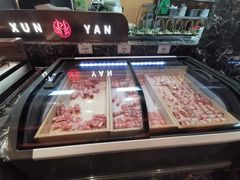 -黑金·寻焰自助百汇·烤肉·火锅(中街店)
