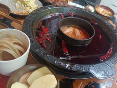 -黄潇洒老火锅(九眼桥宏济巷店)