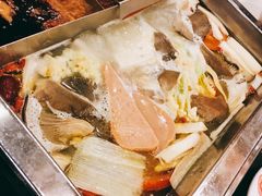 -百年川椒重庆老火锅(光谷店)