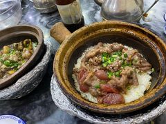 牛肉拼腊肠煲仔飯-红星光发煲仔饭(大石街店)