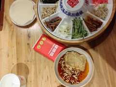 -怪噜范·老贵阳街头名小吃(汇金星力城店)