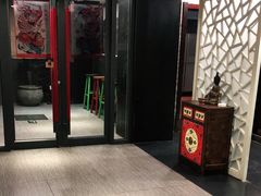 门面-皇城根·鲁菜济南菜·吊炉烤鸭·炒鸡鱼头(济南旗舰店)