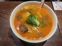 番茄牛腩面-寻裕记·现炒浇头面(人民广场店)