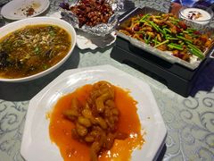 -巴特餐饮6加1音乐餐吧·新疆菜