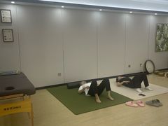 -简·无界健身工作室·运动康复·体态(石厦店)