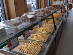 面包甜点陈列柜-鼎丰真(四马路店)