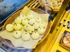 -啊噗吐呦现场烘焙(麦凯乐店)