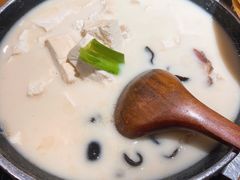 土家手掰柴火豆腐-吃饭皇帝大(合生汇店)