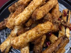 那年秋天的茄子-梧桐树下(云锦世家店)