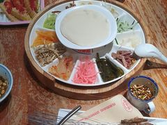 -怪噜范·老贵阳街头名小吃(鸿通城店)