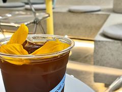 露从秋叶-HUGS coffee(东区店)