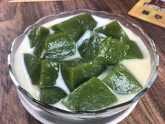 翡翠凉粉加椰汁-周大娘牛乳(旧寨古村总店)