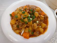 土豆烧牛肉-那达慕蒙古风味酒楼