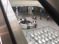 一楼大厅预约挂号台-深圳大学总医院