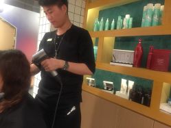 点击看大图 -PE SALON