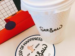 热拿铁-Seesaw Coffee(上生新所店)
