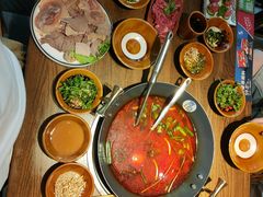 -贵厨酸汤牛肉(小十字店)
