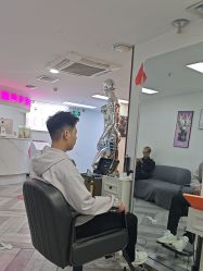 -米娜护肤造型