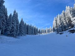 -丝绸之路山地度假区滑雪场