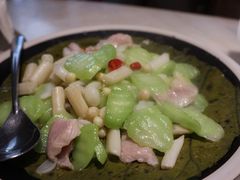 -新梅华餐厅(星悦汇店)