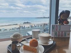 -Cafe Aewol Monsant
