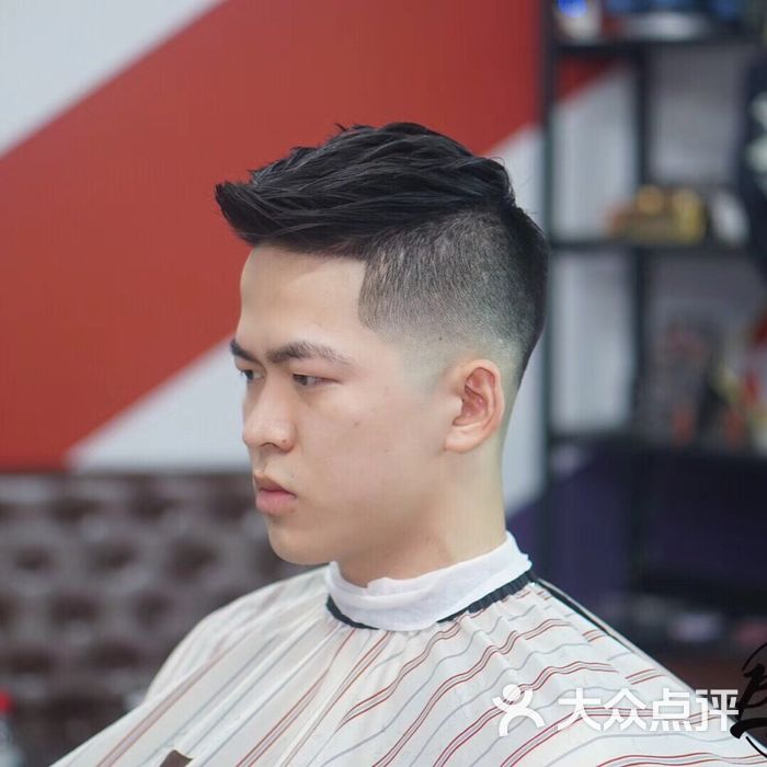 the wave barbershop 男士理发店图片