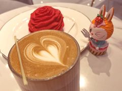 -Fridi Patisserie Cafe