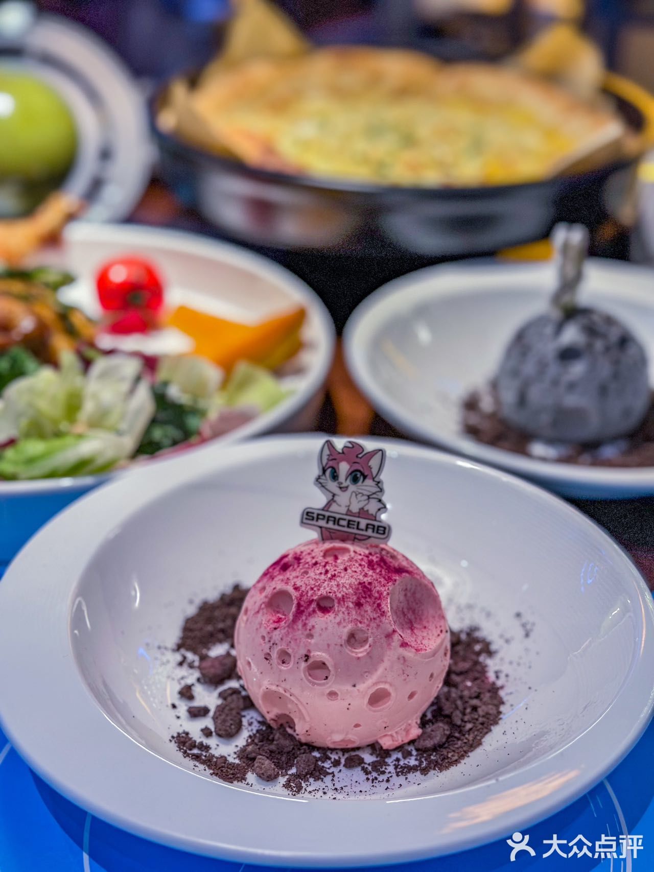 在上海！在宇宙中心用餐！！！