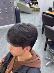 -藤野造型烫染·漂发