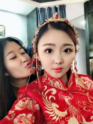 -艾米丽婚纱礼服