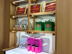 -霸王茶姬(大学城熙街店)