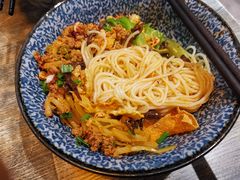 -粉家柳州螺蛳粉(杨宅路店)