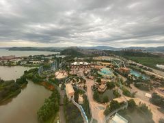 -七彩云南欢乐世界