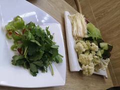 -小鳌陪你小排档·四季小龙虾·田鸡·宵夜(中央第五街店)