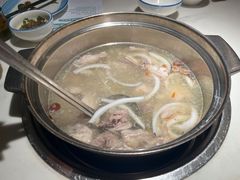 -三个椰子·现砍椰子鸡(金源CBD店)