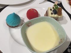 -上海皇廷花园酒店·西餐厅·自助餐