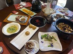 -牛头鱼庄·地道广西菜(鲁班店)