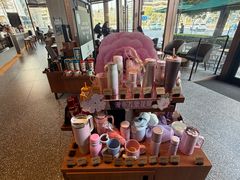 -星巴克臻选(上海虹桥新天地三店)
